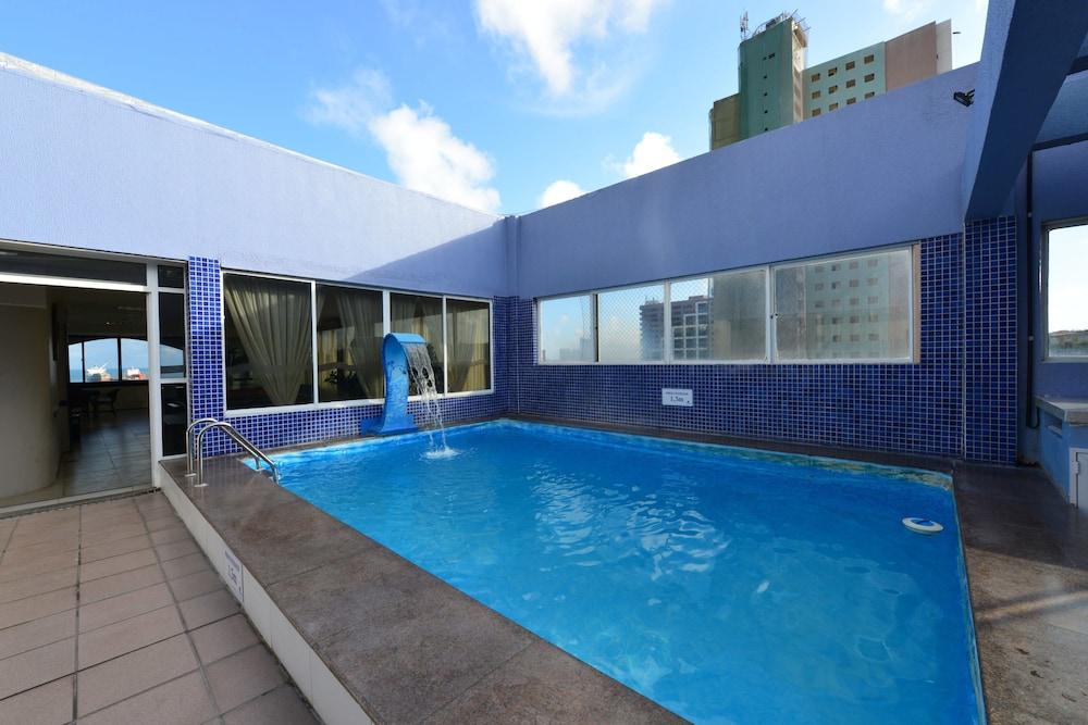 Hotel Sambura 3*