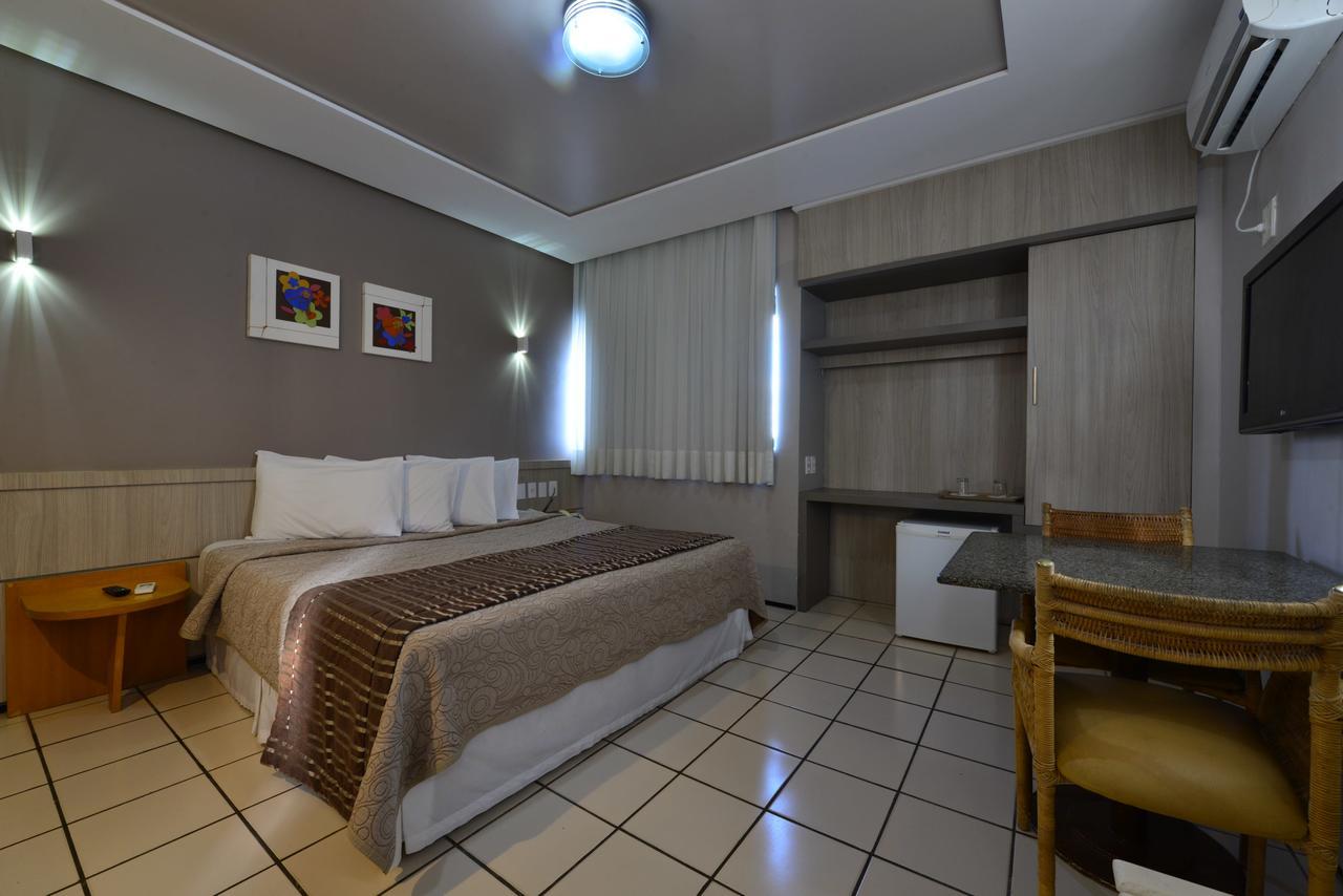 Hotel Sambura 3*